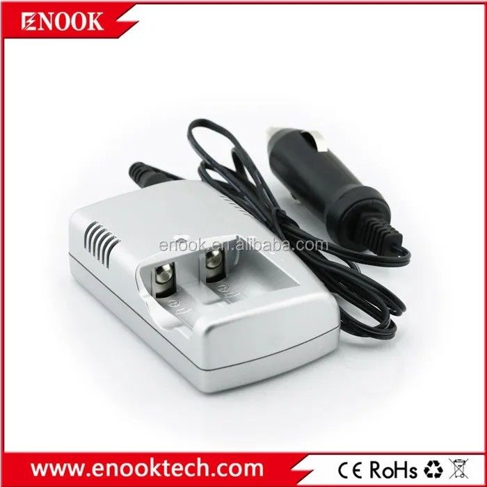 Plástico 18650 Smart Li Ion Cargador de batería Altavoces con energía Color plateado