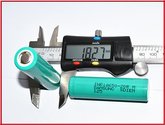En stock 18650 samsung 20R 3.7v 2000mah 18650 Batería de litio recargable de iones de litio para el paquete de baterías