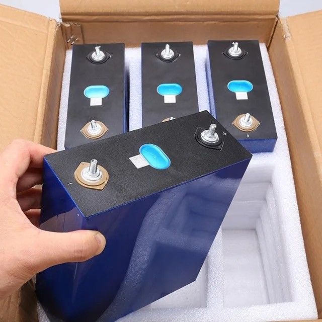 280Ah 304Ah 340Ah Célula de batería de iones de litio para bricolaje 12V 24V 48V Sistema de almacenamiento de energía solar